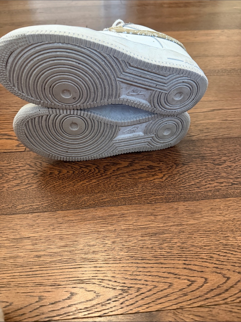 Nike Air Force Ones - Picture 7 of 8